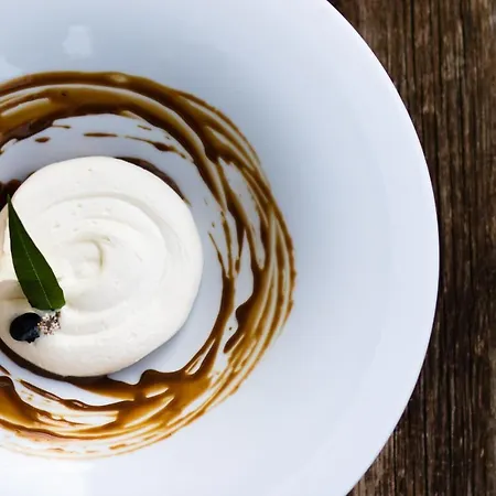 Alloggio per agriturismo Girolomoni Isola del Piano